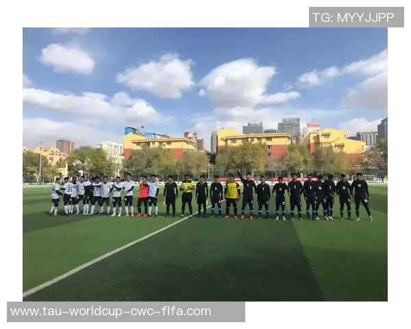 武汉新纪元足球队奋勇争先努力拼搏书写辉煌新篇章 武汉新纪元足球队奋勇争先努力拼搏书写辉煌新篇章