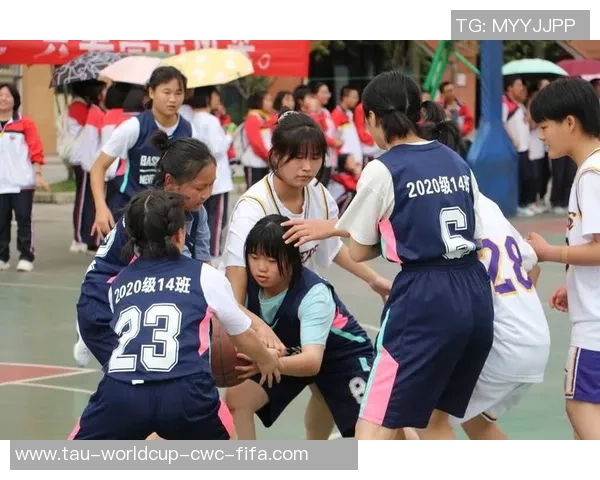 篮球之光照耀赛场青春梦想点燃激情与荣耀的碰撞